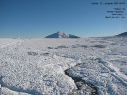 Luční bouda, pramen Bílého Labe