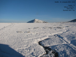 Luční bouda, pramen Bílého Labe