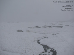 Luční bouda, pramen Bílého Labe