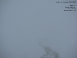 Luční bouda, pramen Bílého Labe