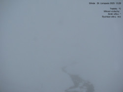 Luční bouda, pramen Bílého Labe