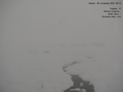 Luční bouda, pramen Bílého Labe