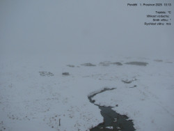 Luční bouda, pramen Bílého Labe