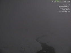 Luční bouda, pramen Bílého Labe