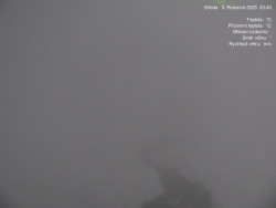 Luční bouda, pramen Bílého Labe