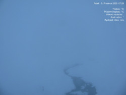 Luční bouda, pramen Bílého Labe