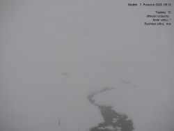 Luční bouda, pramen Bílého Labe