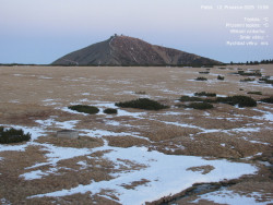 Luční bouda, pramen Bílého Labe