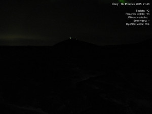 Luční bouda - Luční bouda, pramen Bílého Labe - 16.12.2025 v 21:45 Luční bouda - Luční bouda, pramen Bílého Labe - 16.12.2025 v 21:45