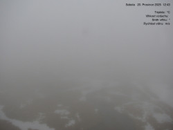 Luční bouda, pramen Bílého Labe