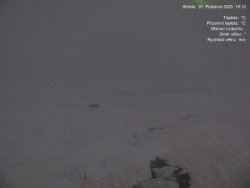 Luční bouda, pramen Bílého Labe