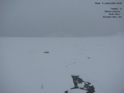 Luční bouda, pramen Bílého Labe