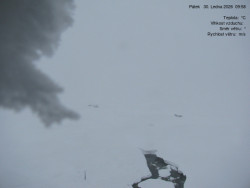 Luční bouda, pramen Bílého Labe