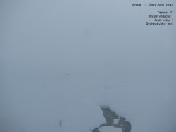 Luční bouda, pramen Bílého Labe