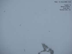 Luční bouda, pramen Bílého Labe