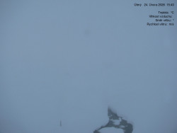 Luční bouda, pramen Bílého Labe