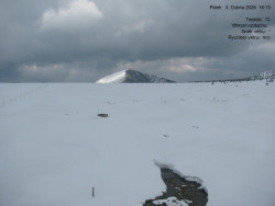 Luční bouda, pramen Bílého Labe