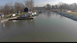 Přístav Veselí nad Moravou na Baťově kanále