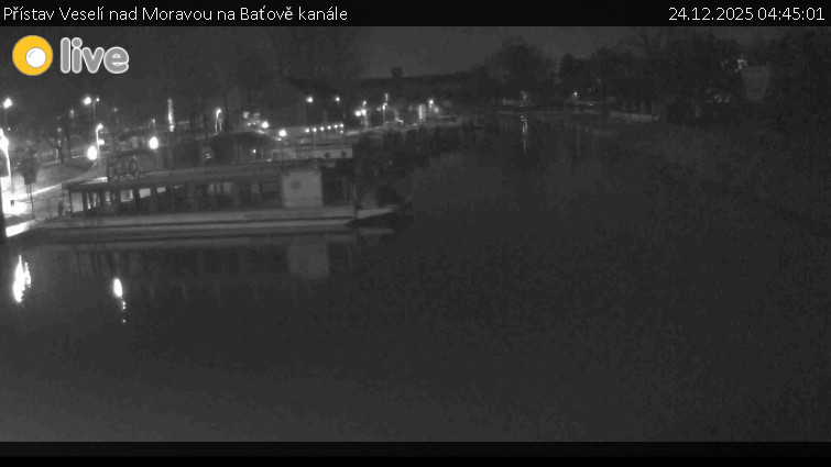 Baťův kanál - Přístav Veselí nad Moravou na Baťově kanále - 24.12.2025 v 04:45
