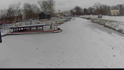 Přístav Veselí nad Moravou na Baťově kanále