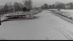 Přístav Veselí nad Moravou na Baťově kanále