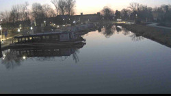 Přístav Veselí nad Moravou na Baťově kanále