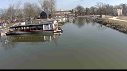 Přístav Veselí nad Moravou na Baťově kanále