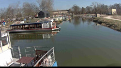 Přístav Veselí nad Moravou na Baťově kanále