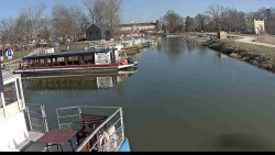 Přístav Veselí nad Moravou na Baťově kanále