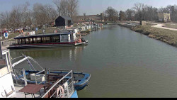 Přístav Veselí nad Moravou na Baťově kanále