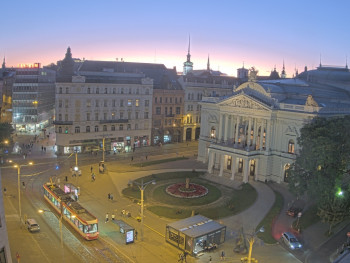 Snímek    18.9.2025 v 19:30