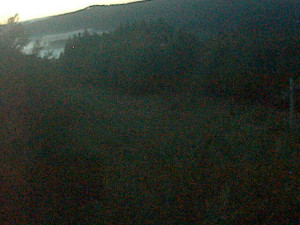 Skiareál Troják - Kamera na svahu B, pohled od chaty - 18.9.2025 v 05:50