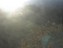 Kamera na svahu B, pohled od chaty