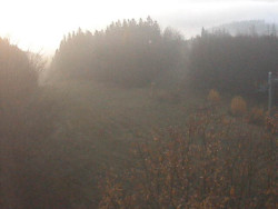 Kamera na svahu B, pohled od chaty