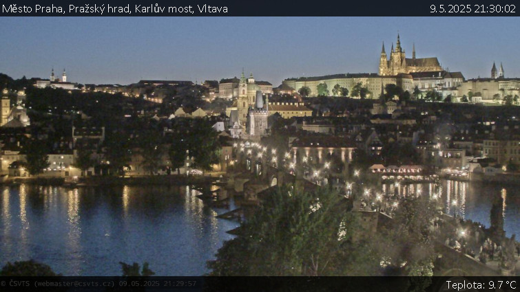 Město Praha - Pražský hrad, Karlův most, Vltava - 9.5.2025 v 21:30 Město Praha - Pražský hrad, Karlův most, Vltava - 9.5.2025 v 21:30