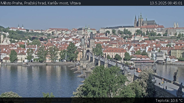 Město Praha - Pražský hrad, Karlův most, Vltava - 13.5.2025 v 08:45 Město Praha - Pražský hrad, Karlův most, Vltava - 13.5.2025 v 08:45