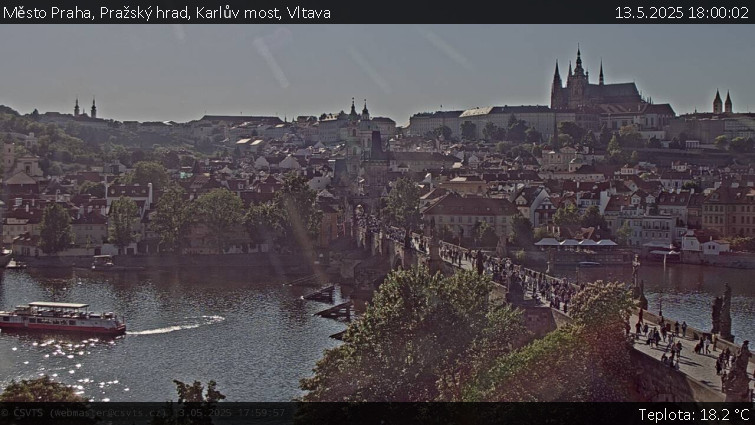 Město Praha - Pražský hrad, Karlův most, Vltava - 13.5.2025 v 18:00 Město Praha - Pražský hrad, Karlův most, Vltava - 13.5.2025 v 18:00
