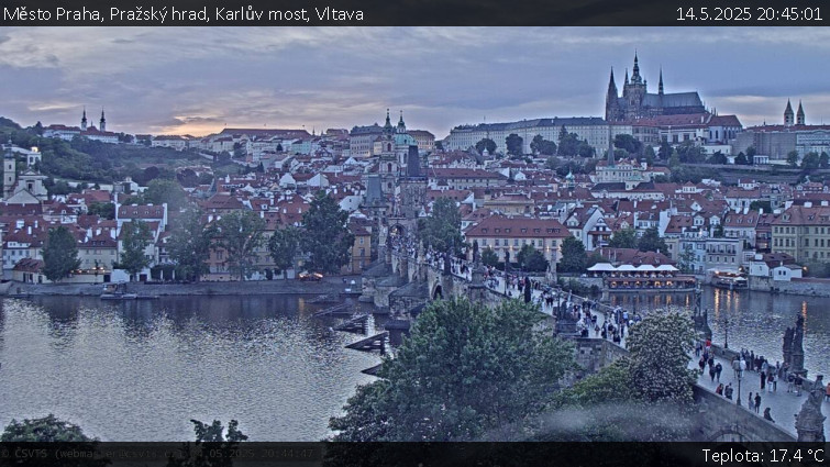 Město Praha - Pražský hrad, Karlův most, Vltava - 14.5.2025 v 20:45 Město Praha - Pražský hrad, Karlův most, Vltava - 14.5.2025 v 20:45