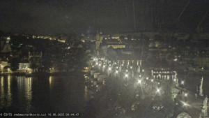 Město Praha - Pražský hrad, Karlův most, Vltava - 16.6.2025 v 00:45