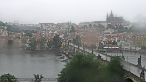 Město Praha - Pražský hrad, Karlův most, Vltava - 16.6.2025 v 08:45