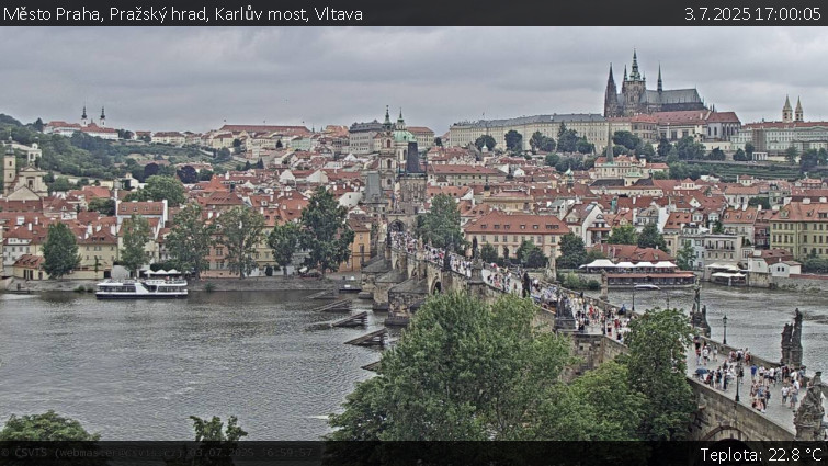 Město Praha - Pražský hrad, Karlův most, Vltava - 3.7.2025 v 17:00