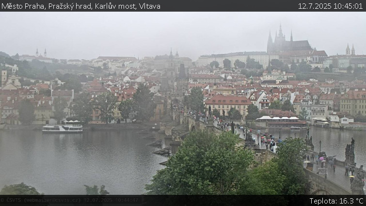 Město Praha - Pražský hrad, Karlův most, Vltava - 12.7.2025 v 10:45