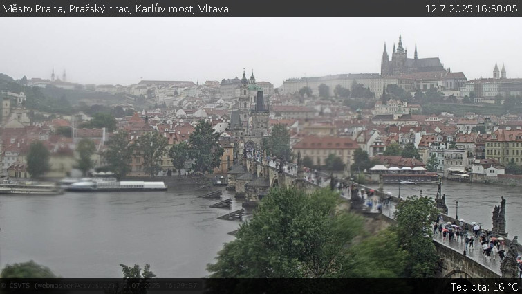 Město Praha - Pražský hrad, Karlův most, Vltava - 12.7.2025 v 16:30