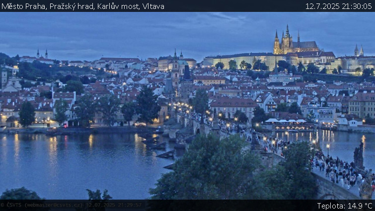 Město Praha - Pražský hrad, Karlův most, Vltava - 12.7.2025 v 21:30 Město Praha - Pražský hrad, Karlův most, Vltava - 12.7.2025 v 21:30