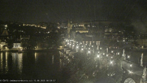 Město Praha - Pražský hrad, Karlův most, Vltava - 15.8.2025 v 01:00