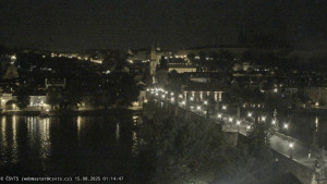 Město Praha - Pražský hrad, Karlův most, Vltava - 15.8.2025 v 01:15