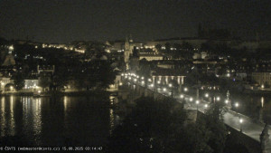 Město Praha - Pražský hrad, Karlův most, Vltava - 15.8.2025 v 03:15