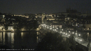 Město Praha - Pražský hrad, Karlův most, Vltava - 15.8.2025 v 04:45