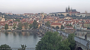 Město Praha - Pražský hrad, Karlův most, Vltava - 15.8.2025 v 06:15