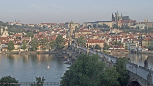 Město Praha - Pražský hrad, Karlův most, Vltava - 15.8.2025 v 06:45